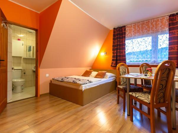 Sloneczny Dworek U Sarnow Apartment Czarna Gora Ngoại thất bức ảnh